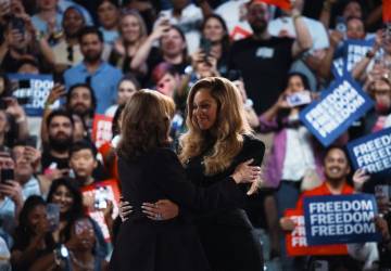 Beyoncé defende direito das mulheres em comício de Kamala Harris