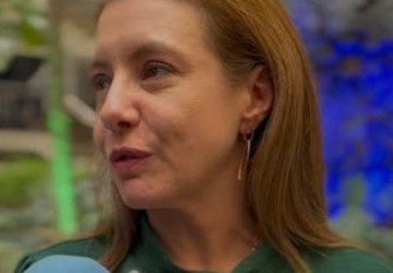 Prefeita Flávia Morett Trai o G5 e Sanciona Lei de Cargos, Gerando Crise Política em Várzea Grande