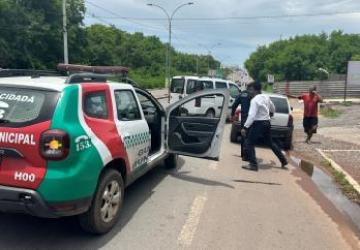 Carro é furtado em churrascaria de VG; suspeito é preso pela guarda municipal