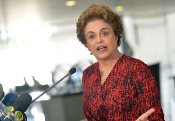 Dilma recebe alta do hospital e retoma presidência do banco do Brics