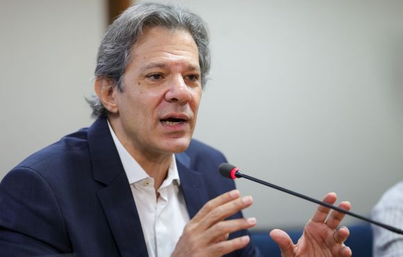 Consignado privado será inédito e com juros menores, diz Haddad